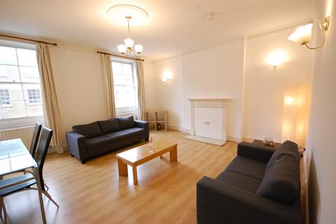 3 bedroom flat to rent, York Street, London W1H