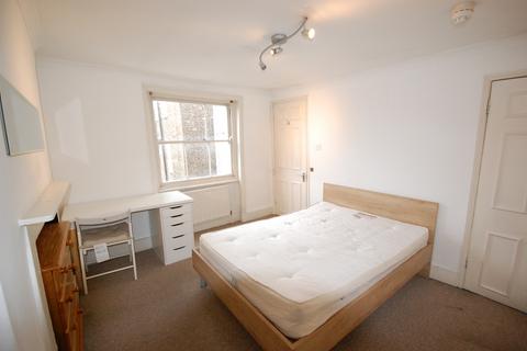 3 bedroom flat to rent, York Street, London W1H