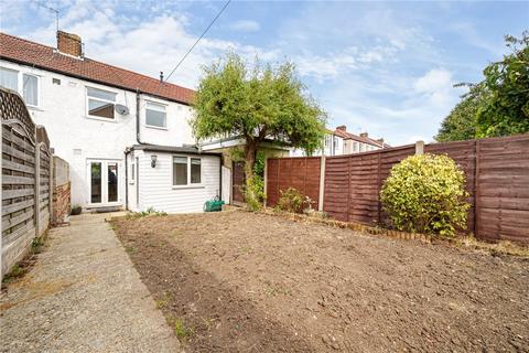 8 Finchley Close, Dartford, DA1 1XR