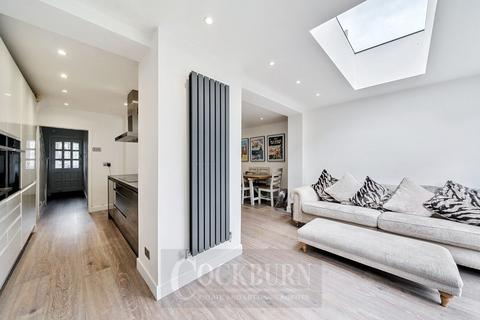 152 Marvels Lane, London, SE12 9PG
