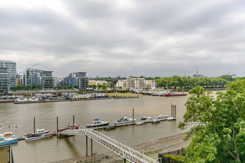 2 bedroom flat for sale, Broomhouse Dock, Fulham, London, SW6