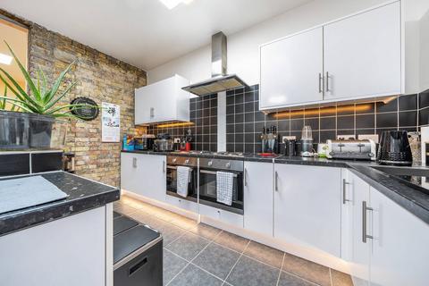 3 bedroom terraced house for sale, Abbotshall Road, Catford, London, SE6