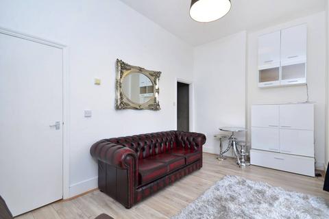 1 bedroom flat to rent, Cambridge Gardens, Notting Hill, London, W10