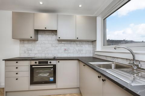 3/3 Oxgangs Avenue, Edinburgh, EH13 9HZ