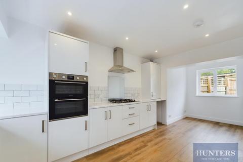 11 Brookway Drive, Charlton Kings, Cheltenham, GL53 8AJ