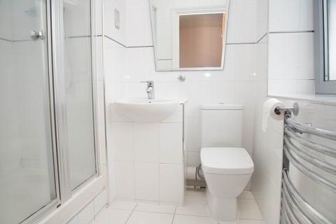 25 Miles Close, London, SE28 0NJ