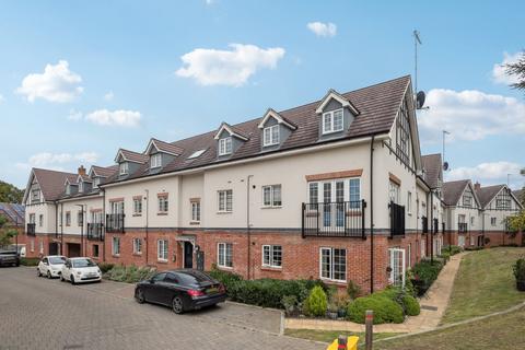 2 bedroom apartment for sale, Grange Road, Chalfont St. Peter, Gerrards Cross, Buckinghamshire, SL9