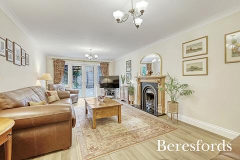 4 bedroom detached house for sale, Monmouth Mews, Langdon Hills, SS16