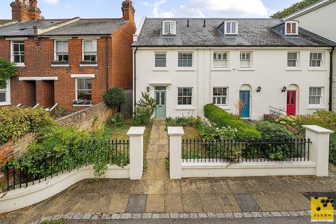 1 Lilium Gate, Canterbury, CT1 2QZ