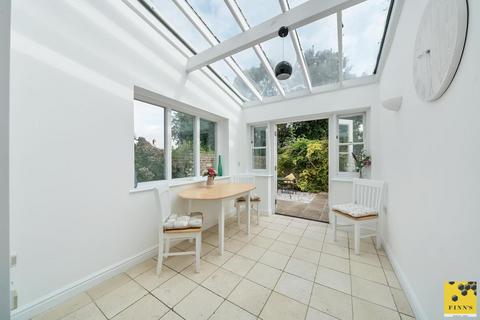 1 Lilium Gate, Canterbury, CT1 2QZ