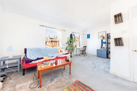 1 bedroom maisonette for sale, Marquis Road, London NW1