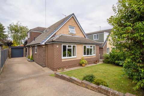 4 bedroom detached house for sale, Elmwood Close, Wakefield WF2