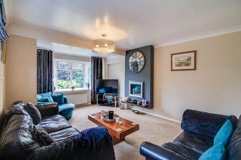 4 bedroom detached house for sale, Elmwood Close, Wakefield WF2