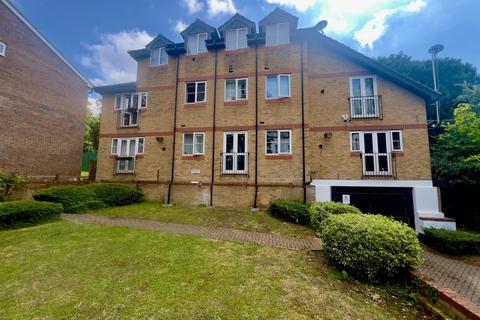 2 bedroom flat for sale, Stevens Close, Beckenham BR3