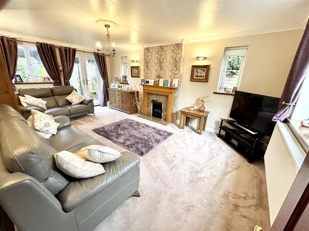 Whitestone, Hereford HR1 5 bed detached house for sale £485,000