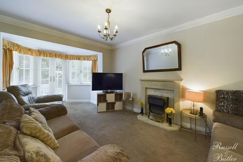 5 bedroom link detached house for sale, Sandstone Close, Calvert Green