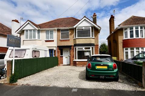 11a Bowood Road, Taunton, TA2 7QE