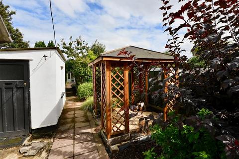 11a Bowood Road, Taunton, TA2 7QE