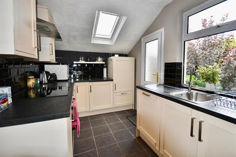 11a Bowood Road, Taunton, TA2 7QE
