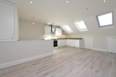 65 Davisville Road, London, W12 9SH