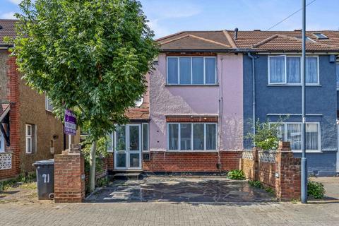 4 bedroom end of terrace house for sale, St Raphaels Way,, London NW10