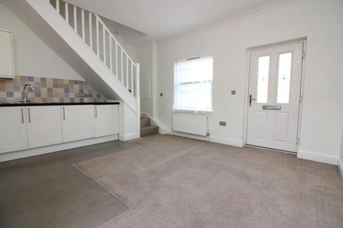 1 bedroom end of terrace house for sale, High Street, Henlow, SG16