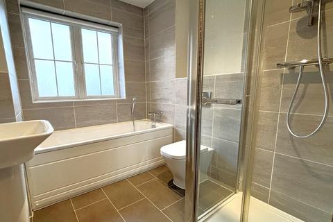 48 Nuthatch Drive, Finberry, Ashford, TN25 7AA