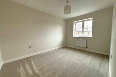 48 Nuthatch Drive, Finberry, Ashford, TN25 7AA
