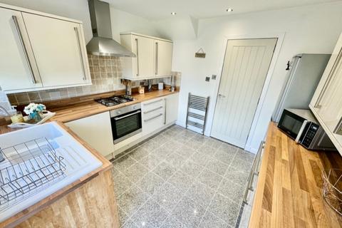 3 bedroom end of terrace house for sale, 23 Ash Drive, Beith