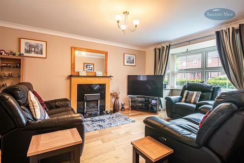 4 bedroom detached house for sale, Westwood Avenue, Wadsley Park Village, Sheffield