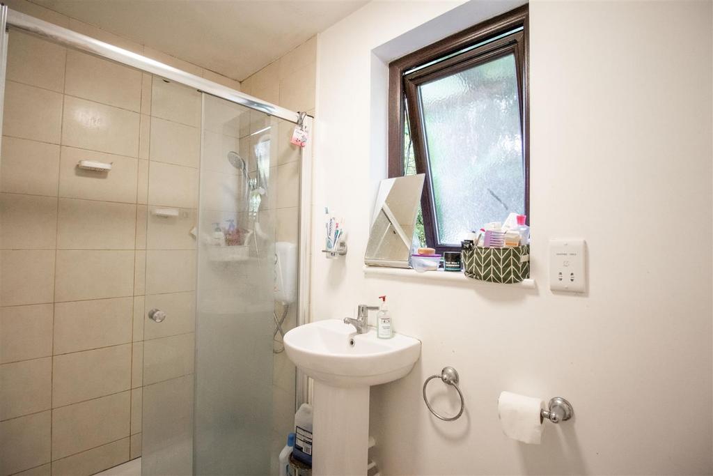 Annex shower room