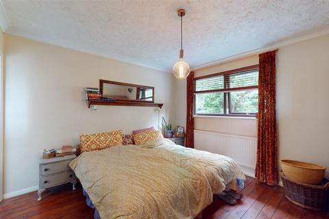 3 Hetton Close, Heelands, Milton Keynes, MK13 7NP