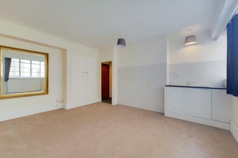 1 bedroom flat for sale, B15, Sloane Avenue Mansions, London, SW3 3JG