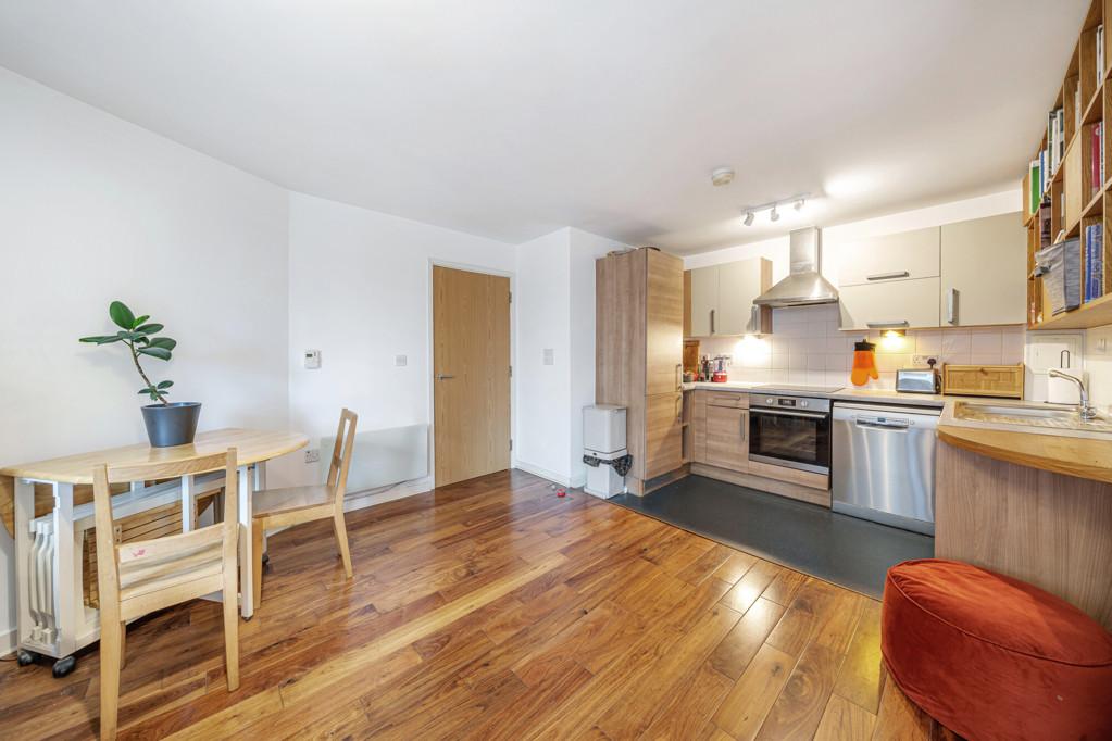 Kitchen/Dining Area