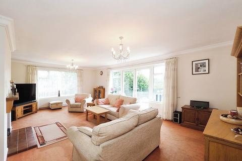 3 bedroom detached bungalow for sale, Ashbourne Road, Belper DE56