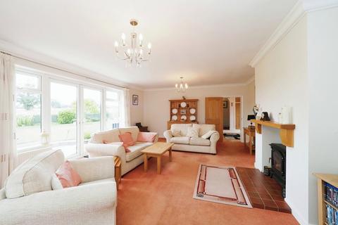 3 bedroom detached bungalow for sale, Ashbourne Road, Belper DE56