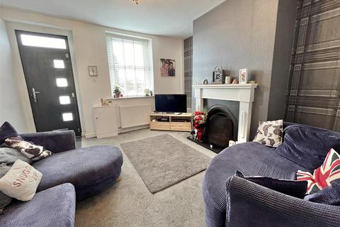 2 bedroom end of terrace house for sale, Greenfield Street, Hadfield, Glossop