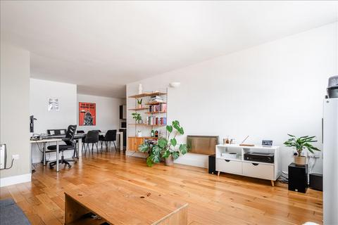 2 bedroom apartment for sale, Richmond Road, London Fields, E8