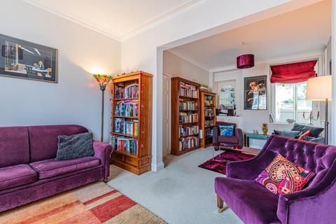 4 bedroom terraced house for sale, Queens Road, Penarth CF64