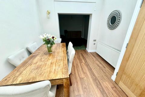 165 Heythrop Drive, Middlesbrough, TS5 8QJ