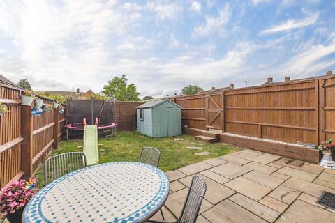 3 bedroom terraced house for sale, The Green, Burnham SL1