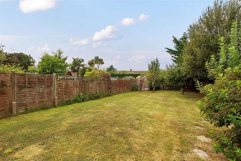 4 bedroom detached house for sale, Lion Road, Pagham