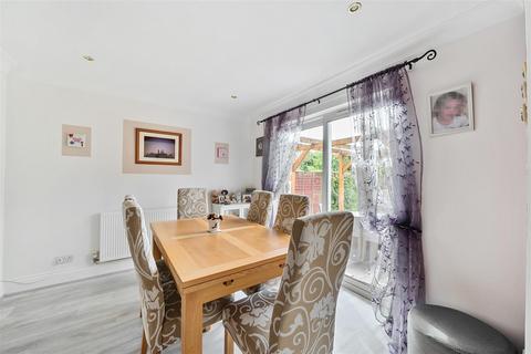 4 bedroom detached house for sale, Lion Road, Pagham