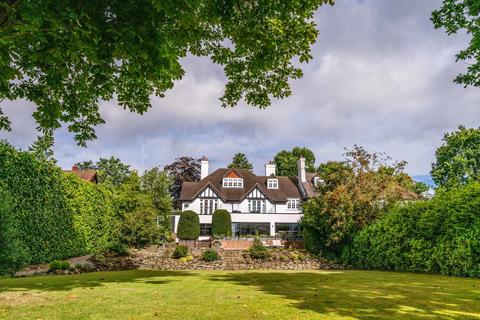 5 bedroom link detached house for sale, Bluehouse Lane, Oxted, Surrey, RH8