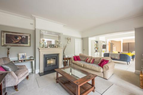 5 bedroom link detached house for sale, Bluehouse Lane, Oxted, Surrey, RH8