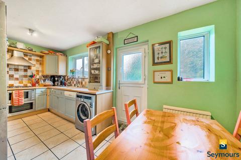 2 bedroom semi-detached house for sale, Cypress Road, Surrey GU1