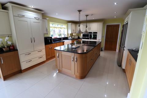 5 bedroom detached house for sale, Cold Norton Road, Chelmsford CM3