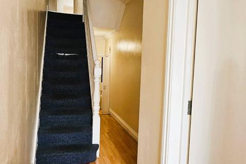 4 bedroom terraced house for sale, London NW10