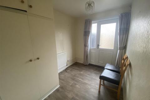 2 bedroom bungalow for sale, Hathersage Road, Hull