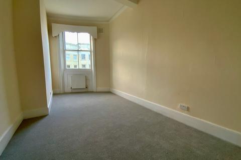 2 bedroom flat to rent, Brunswick Place, Hove, BN3